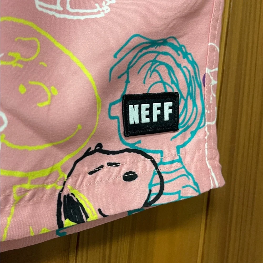NEFF Peanuts Crew Swim Shorts Small NWT